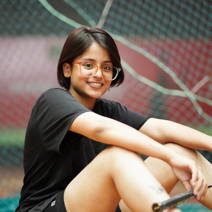 Omar Singh, Client Relations Director, discussing corporate gifting strategy with business clients